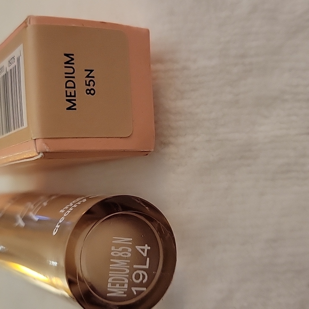 🔥Colourpop Pretty Fresh concealer - Picture 2 of 6
